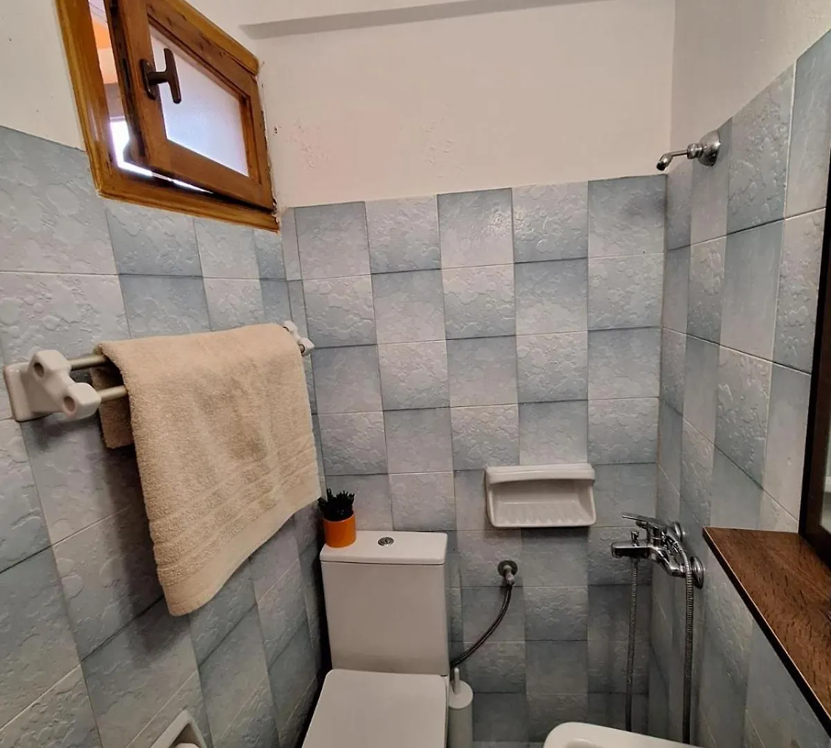Oasis Complex Hotel Kardhakata Guest house