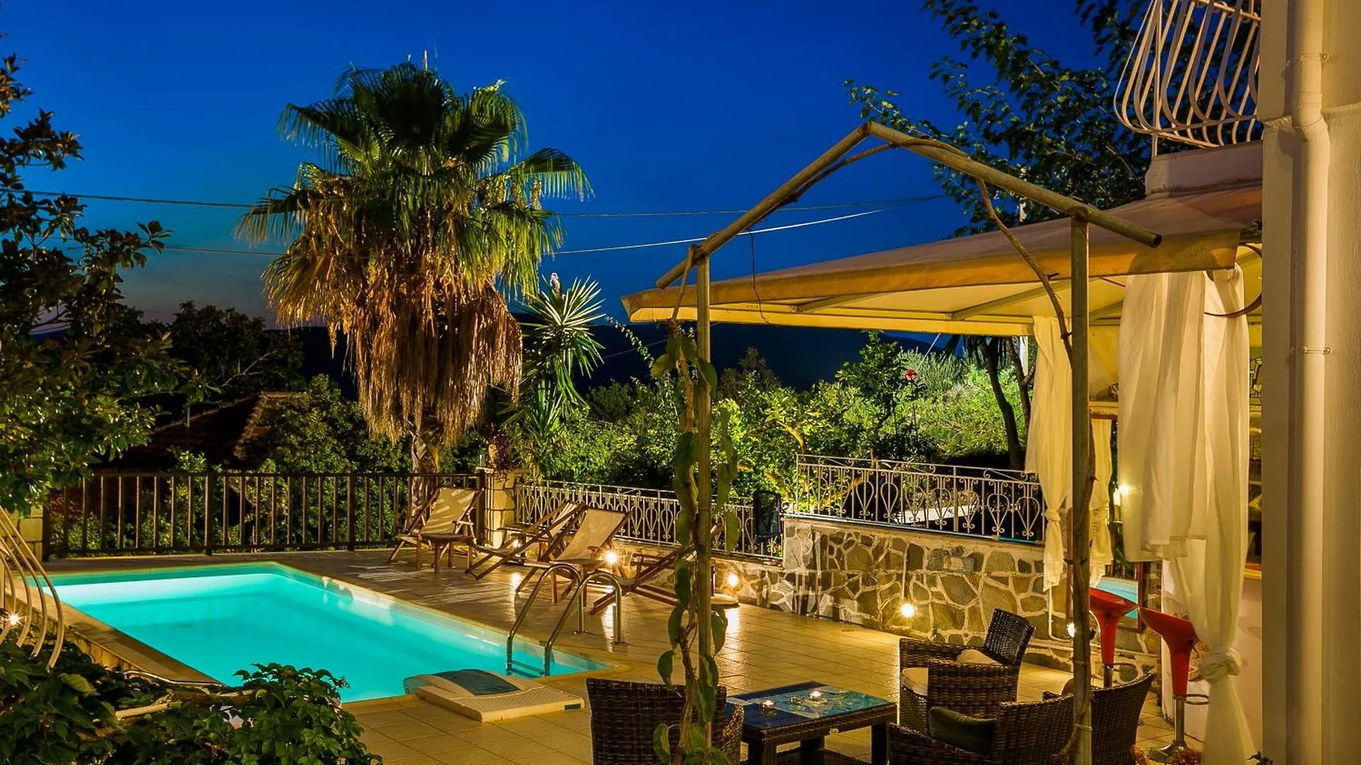 Guest house Oasis Complex Hotel Kardhakata Greece