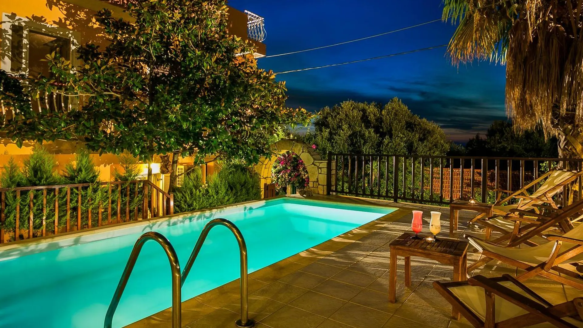 Guest house Oasis Complex Hotel Kardhakata